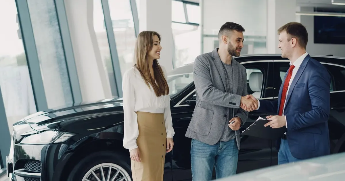 CAE para stand de automóveis: qual escolher e como registar